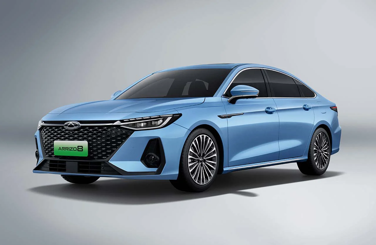 El Chery Arrizo 8 CSH exterior