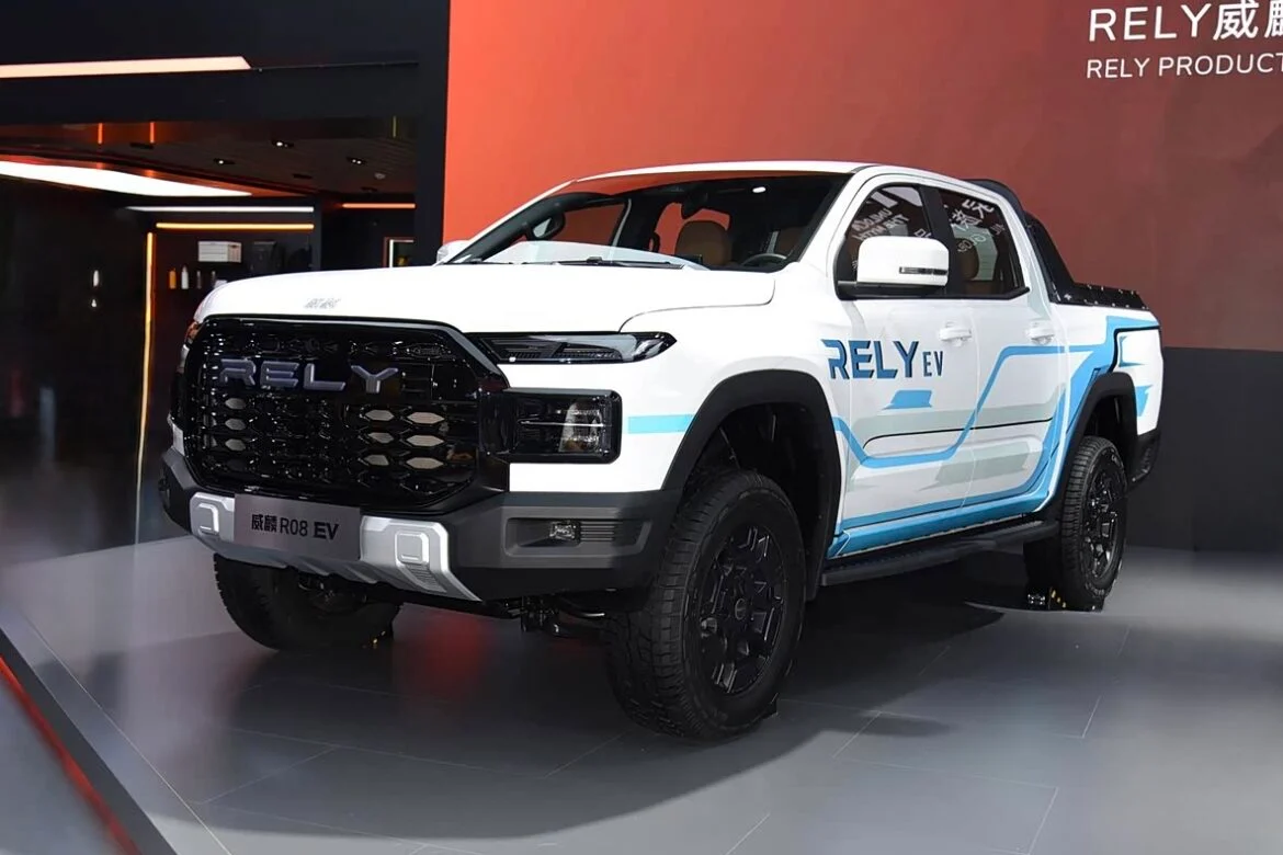 Himla EV o Rely R08 EV lateral