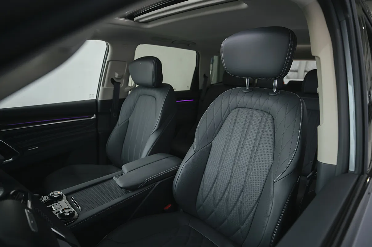 67c8c5bb7cfe59f46e78ca30_Maxus - d90 - 1DX_4088