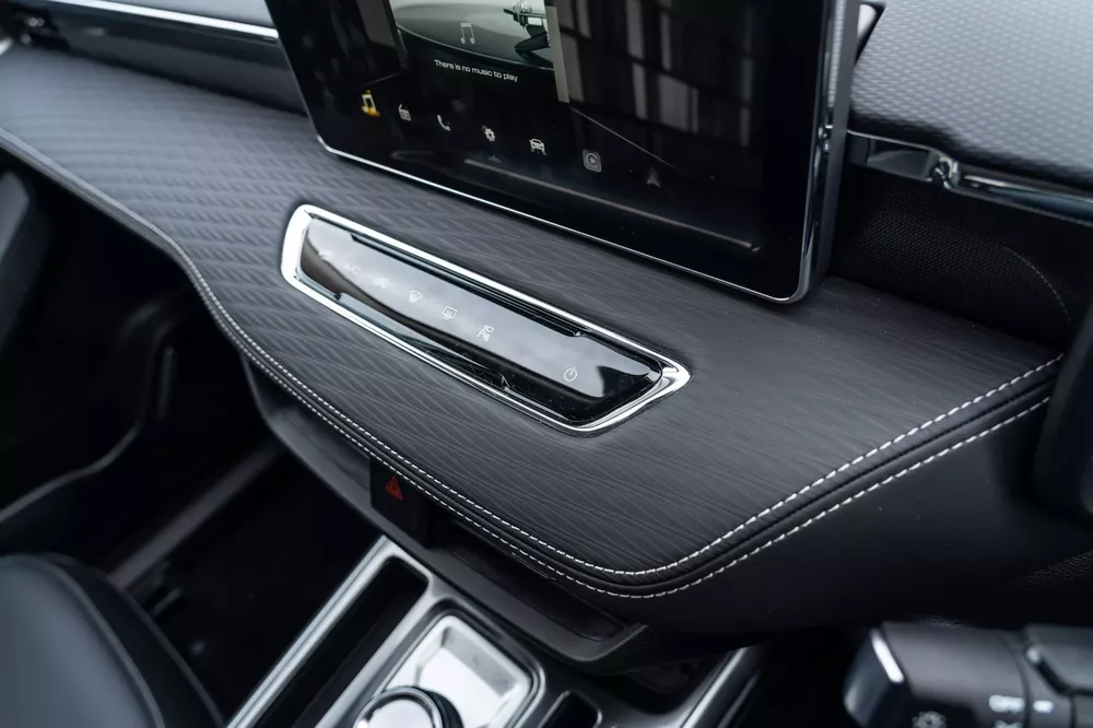 2021-haval-jolion-39