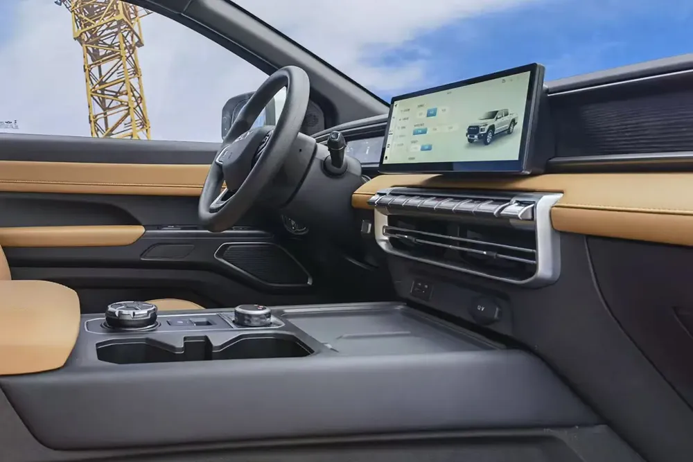 Himla EV o Rely R08 EV interior