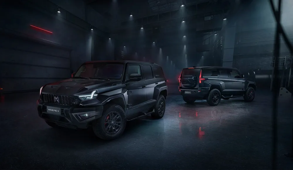 Dongfeng M-Hero 917 frente y dorso