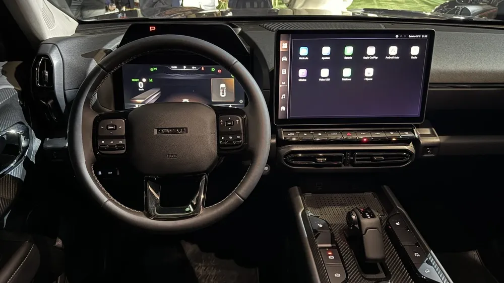 interior haval h7 HEV