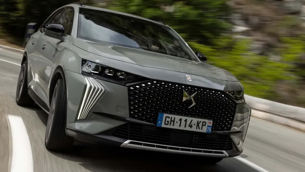 ds-7-e-tense-2025 (1)