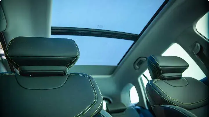 Territory Hybrida techo solar