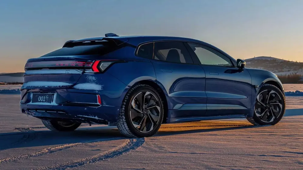 2023-zeekr-001_100871031_h