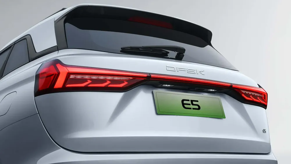 DFSK E5 portón trasero