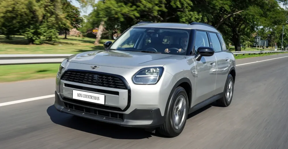 MINI Countryman D Essential 1