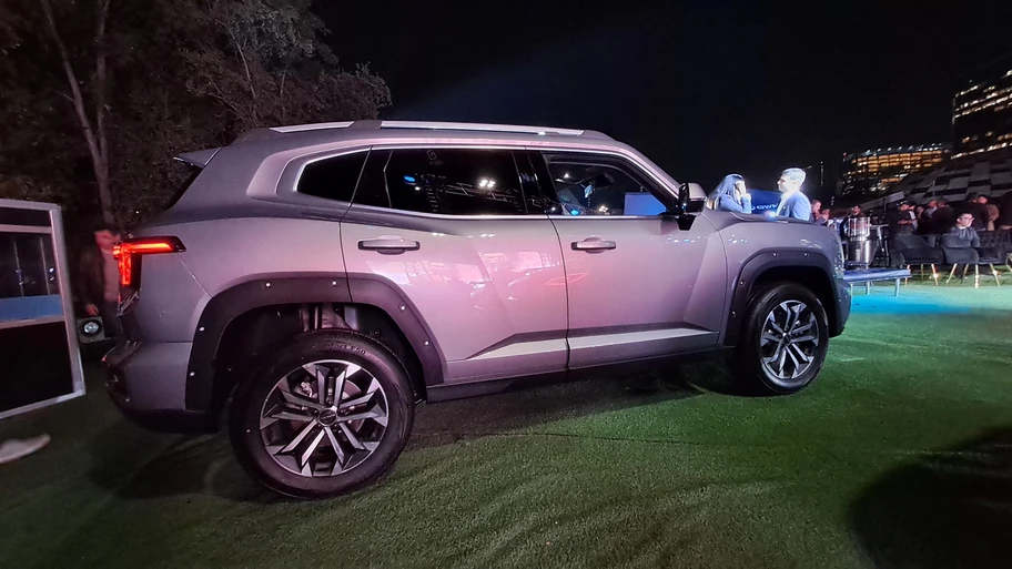 Lateral Haval H7 HEV