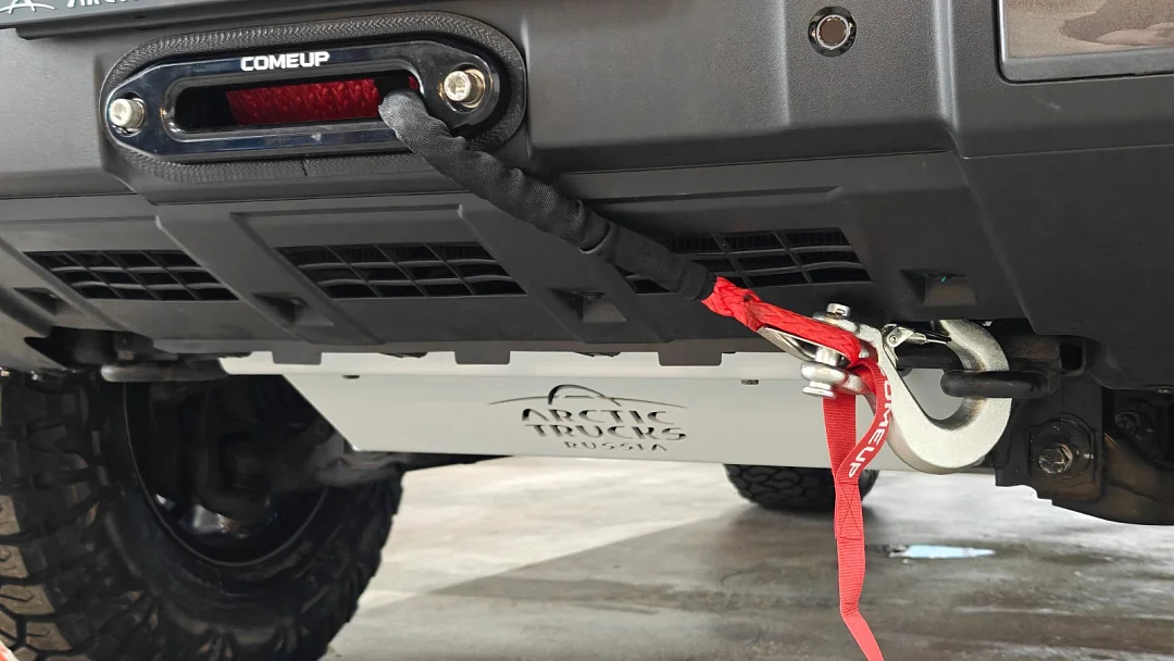 Tank 300 Arctic Trucks AT35